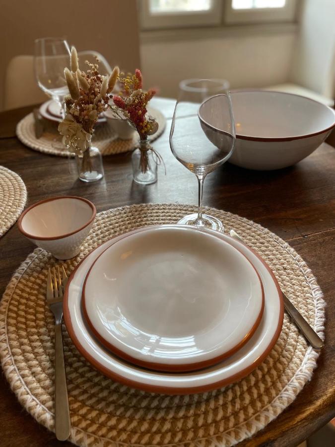 L'Ecrin De Mona Au Coeur De Lourmarin Apartment Екстериор снимка